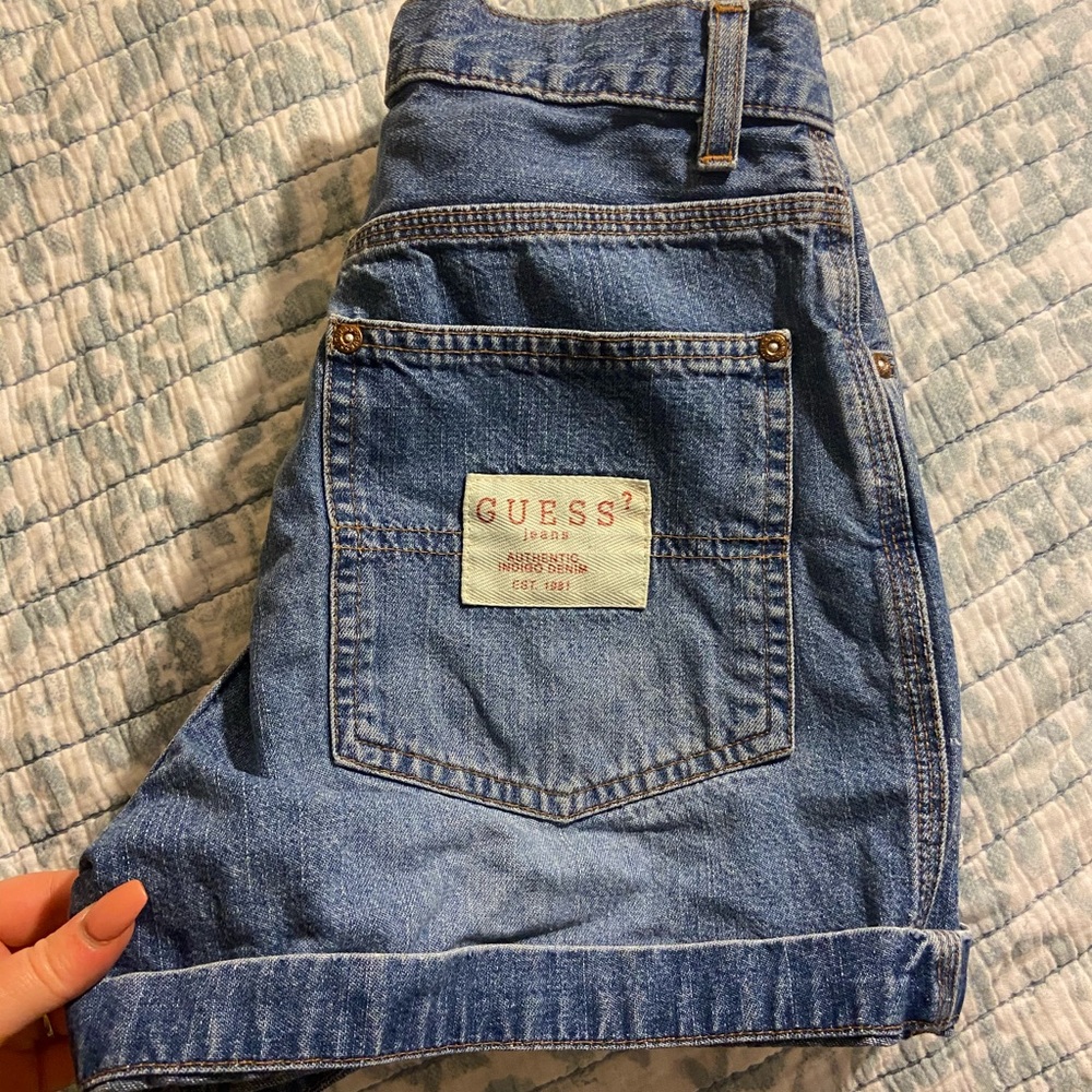 Guess brand utility 90s mom short!!